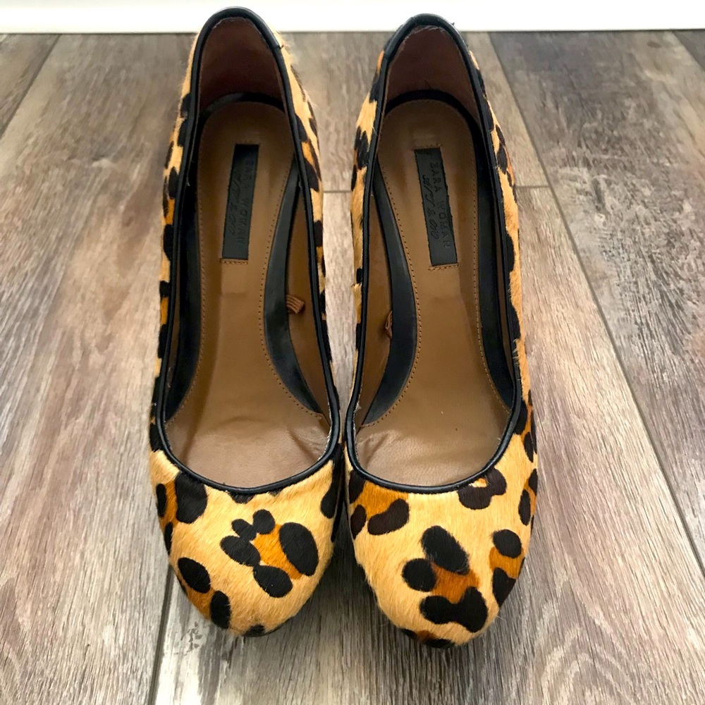 NEW Zara Animal Print Heel size 7
